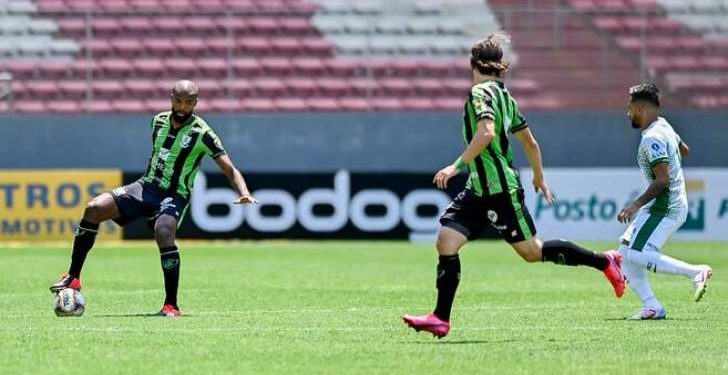 América-MG deixa escapar mais uma chance de garantir titulo da Série B América-MG deixa escapar mais uma chance de garantir titulo da Série B