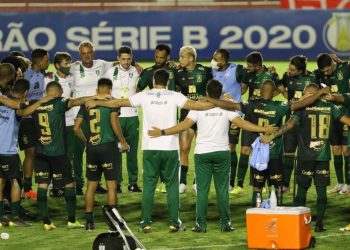 América-MG empata com o Náutico e garante vaga na Série A do Brasileirão