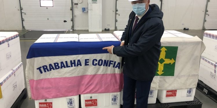 Funcionários do Jayme Santos Neves serão os primeiros a ser vacinados no Espírito Santo Funcionários do Jayme Santos Neves serão os primeiros a ser vacinados no Espírito Santo