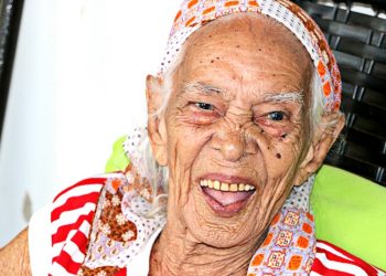 Dona Maria Rita, mulher mais idosa viva do Espírito Santo, será a primeira a receber a vacina contra a Covid-19