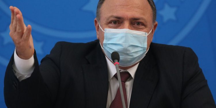 CPI aprova quebra de sigilos de Pazuello, Ernesto Araújo e empresas de publicidade