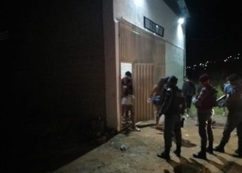 Polícia acaba com festa clandestina nas proximidades da concessionária Fiat