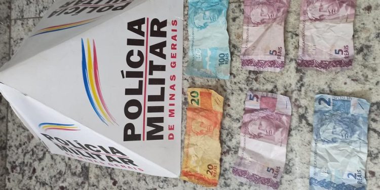 Mulher agride idoso para subtrair R$ 650,00 no centro de Mantena