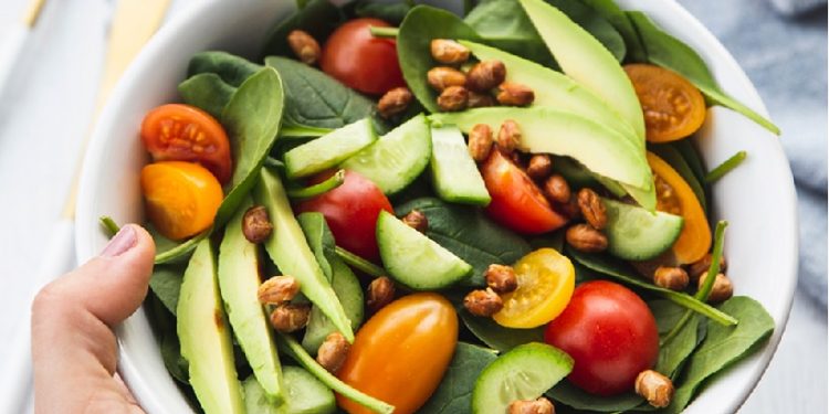 Saiba quais são os 10 mitos sobre nutrição que especialistas gostariam que desaparecessem
