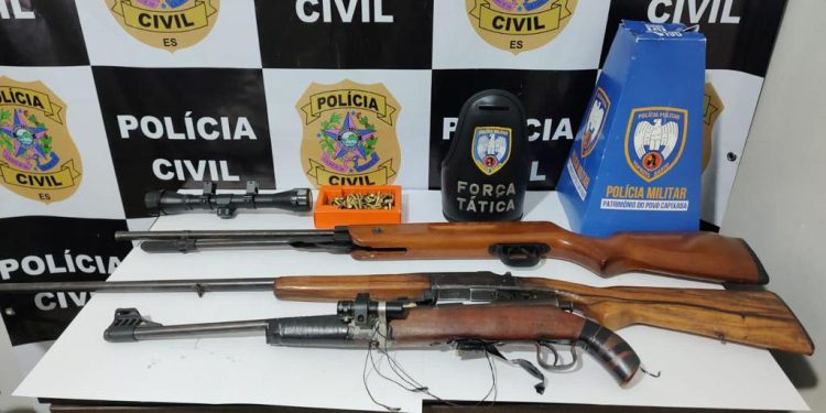 Operação policial prende três pessoas, apreende armas, munição e diversos materiais em Assentamento de Montanha