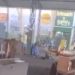 Desumano: Homem mata cachorro a pauladas no Mercado Municipal de Montanha; veja vídeo Desumano: Homem mata cachorro a pauladas no Mercado Municipal de Montanha; veja vídeo