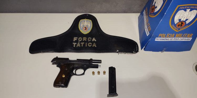 Bandidos roubam carro e atiram contra a polícia militar após ordem de parada, no interior de Nova Venécia