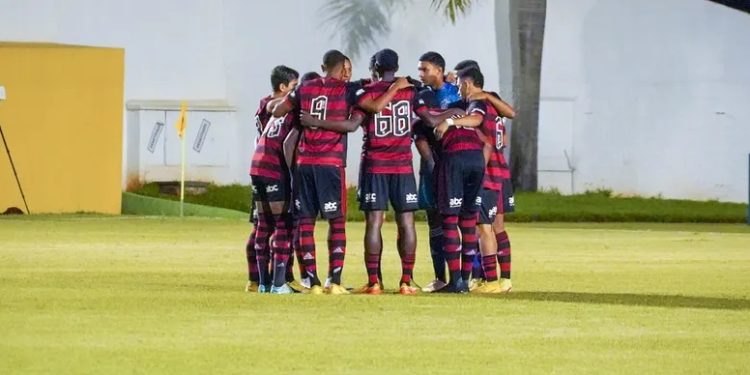 Grêmio, Flamengo e Cruzeiro avançam na Copinha; já são 27 classificados Grêmio, Flamengo e Cruzeiro avançam na Copinha; já são 27 classificados