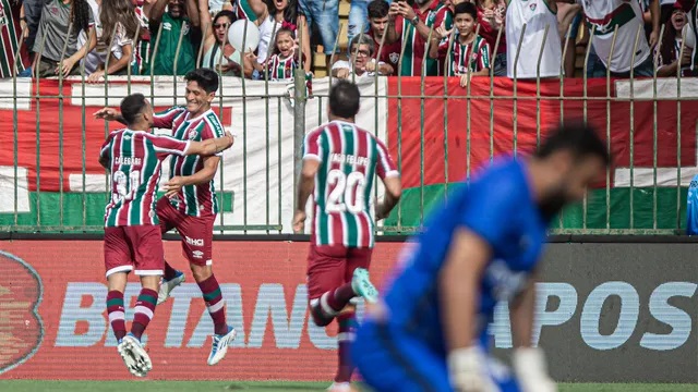 Vasco só empata e Fluminense vence Resende em estreia no Cariocão 2023 Vasco só empata e Fluminense vence Resende em estreia no Cariocão 2023