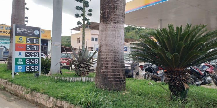 Uma semana depois de notificados pelo Procon postos reduzem valor da gasolina para R$ 5,18 em Barra S. Francisco Uma semana depois de notificados pelo Procon postos reduzem valor da gasolina para R$ 5,18 em Barra S. Francisco