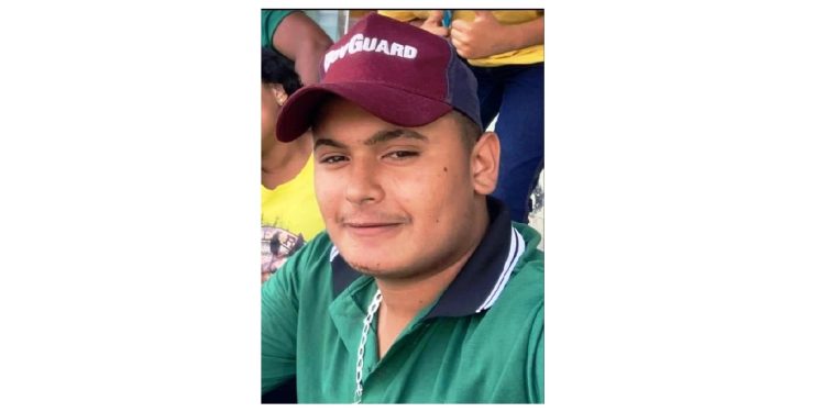 Família de jovem que morreu após acidente de moto em Mantena culpa médico do Hospital São Vicente Família de jovem que morreu após acidente de moto em Mantena culpa médico do Hospital São Vicente