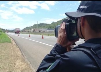 Com fiscalização reforçada, PRF recomenda cautela na volta do Carnaval