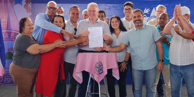 Casagrande anuncia ordem de serviço para reabilitação da ES-209/130 e inaugura obras em Montanha Casagrande anuncia ordem de serviço para reabilitação da ES-209/130 e inaugura obras em Montanha