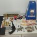 Policiais apreendem arma de fogo, moto e grande quantidade de drogas no Santa Helena, em São Gabriel Policiais apreendem arma de fogo, moto e grande quantidade de drogas no Santa Helena, em São Gabriel