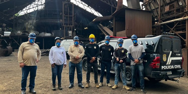 PC incinera mais de 110 kg de drogas apreendidas na 16ª DRPC de Linhares em 6 meses PC incinera mais de 110 kg de drogas apreendidas na 16ª DRPC de Linhares em 6 meses