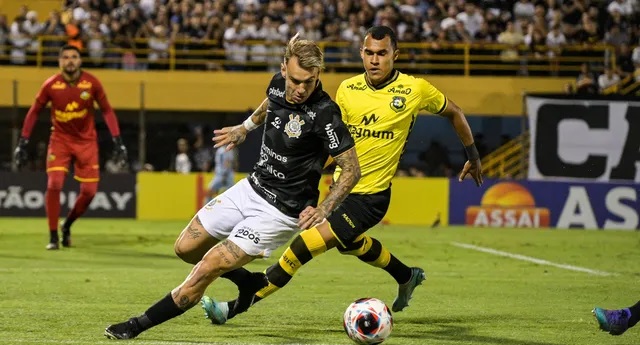 Paulistão: Corinthians cai diante do São Bernardo, mas continua líder do grupo C Paulistão: Corinthians cai diante do São Bernardo, mas continua líder do grupo C