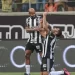 Galo vence o Athletic e espera Coelho ou Raposa na final do Mineiro