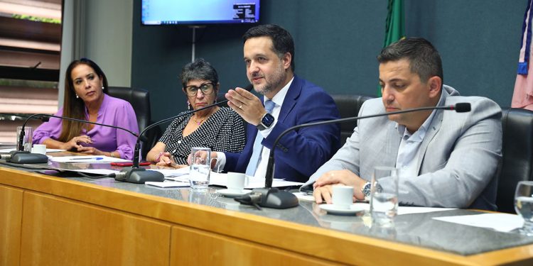 Vale culpa a Covid e anuncia que vai  atrasar obras para reduzir a poluição