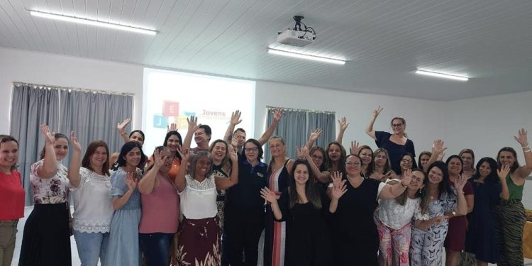 Escolas de Barra de São Francisco participam do projeto Jovens empreendedores: Primeiros passos
