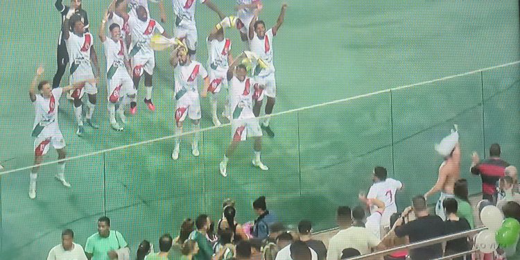 Neguetti brilha nas decisão por pênaltis e Real Noroeste está na final do Capixabão