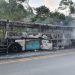 Ônibus lotado de turistas mineiros pega fogo na BR 262 a caminho de Guarapari Ônibus lotado de turistas mineiros pega fogo na BR 262 a caminho de Guarapari