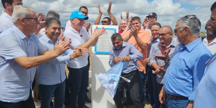 Governo do Estado inaugura obras de pavimentação da Rodovia ES-313