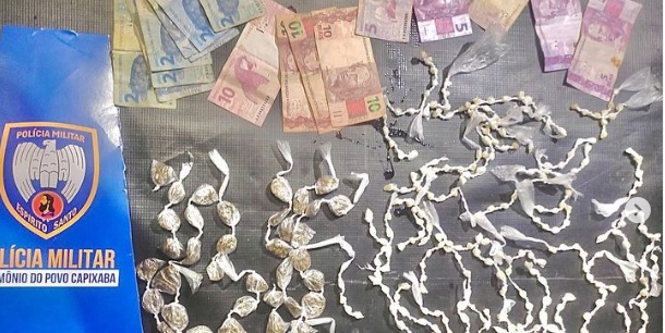 Polícia militar prende quatro traficantes e grande quantidade de drogas no Estrela Polícia militar prende quatro traficantes e grande quantidade de drogas no Estrela