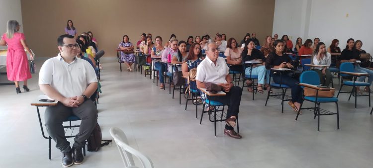 Semed promove treinamento para equipes da rede com o professor Paulo Magri