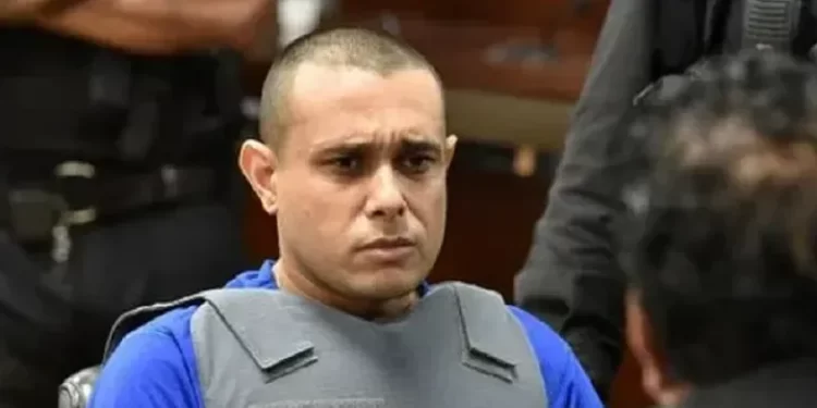 Após 5 anos, ex-pastor é condenado a 146 anos de prisão por estuprar, torturar e matar filhos Após 5 anos, ex-pastor é condenado a 146 anos de prisão por estuprar, torturar e matar filhos
