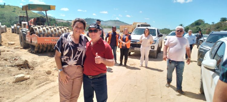 Casagrande promete visitar Barra de São Francisco quando começar obra de pavimentação da ES-320