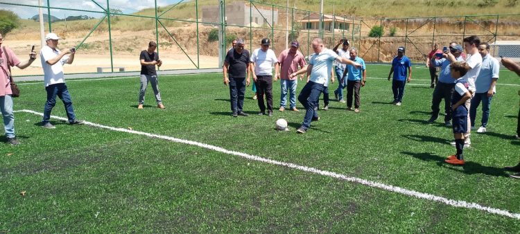 Casagrande promete visitar Barra de São Francisco quando começar obra de pavimentação da ES-320