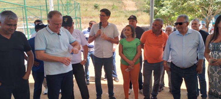 Casagrande promete visitar Barra de São Francisco quando começar obra de pavimentação da ES-320
