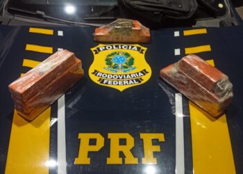 Motorista de Uber faz renda extra transportando droga e vai parar na cadeia