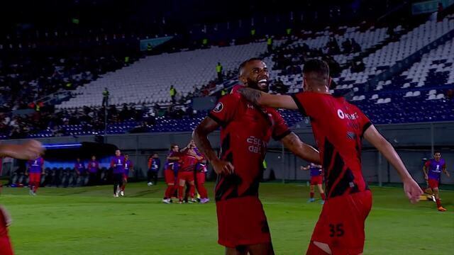 Libertadores: Furacão vira pra cima do Libertad e é líder isolado do Grupo G Libertadores: Furacão vira pra cima do Libertad e é líder isolado do Grupo G