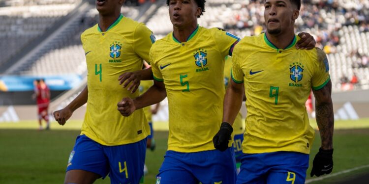 Brasil goleia Tunísia e pega Israel nas quartas de final do Mundial Sub-20