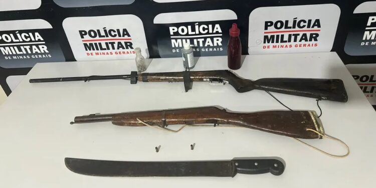 Mulher é resgatada de cárcere privado após filho levar bilhete para escola em Engenheiro Caldas (MG)