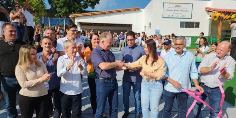 Casagrande entrega obras e anuncia novos investimentos em Alto Rio Novo