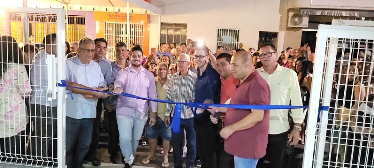 Enivaldo quer fazer mais 90 mil metros quadrados de asfalto no município até junho de 2024