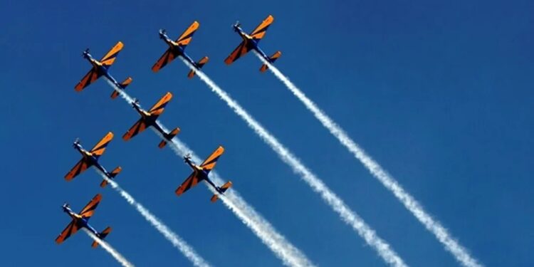 Esquadrilha da Fumaça se apresenta em Governador Valadares neste domingo, 21