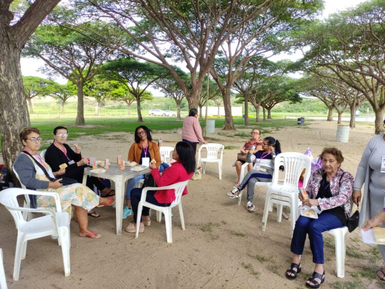 Excursão do Projeto Avivar com  moradores de Vargem Alegre  foi sucesso total neste sábado, 6