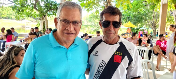 Com a presença do prefeito Enivaldo, feijoada em prol do Espaço Integrar lotou o Clube Rei Pelé