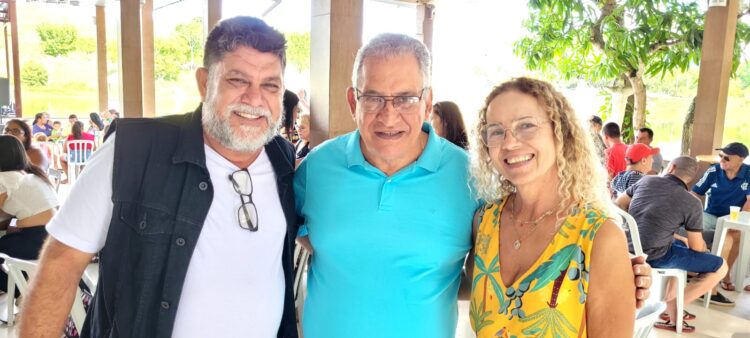 Com a presença do prefeito Enivaldo, feijoada em prol do Espaço Integrar lotou o Clube Rei Pelé