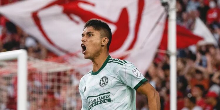 Flamengo contrata Luiz Araújo, ex-São Paulo a pedido de Jorge Sampaoli