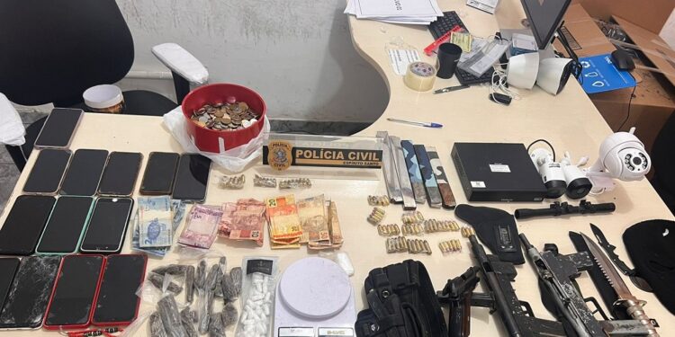 Operação Contaminação III já prendeu 6 pessoas, além de armas e dinheiro em Conceição da Barra na manhã desta quinta, 25