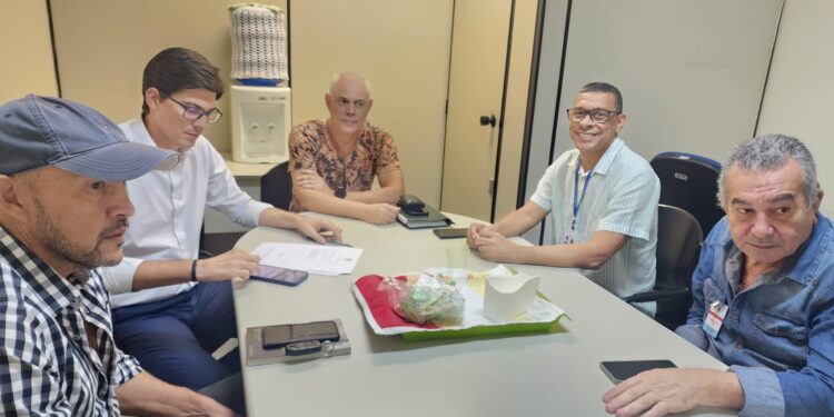 Equipe da Novo Império vem a Barra de São Francisco coletar dados para enredo do Carnaval