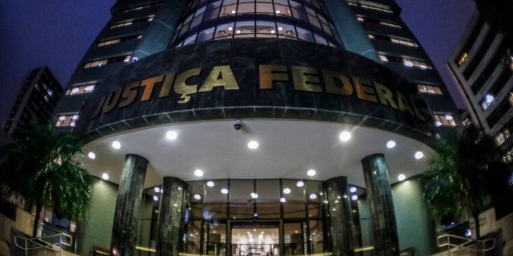 Juíza federal substituta Gabriela Hardt deixa a 13ª Vara Federal de Curitiba Juíza federal substituta Gabriela Hardt deixa a 13ª Vara Federal de Curitiba