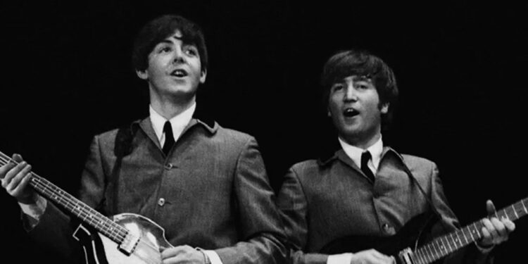 Voz de Lennon é ‘extraída’ de gravação antiga para criar a ‘música final dos Beattles’ Voz de Lennon é ‘extraída’ de gravação antiga para criar a ‘música final dos Beattles’
