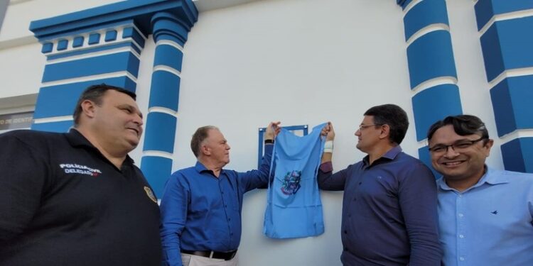 Casagrande entrega reforma e  ampliação da 6ª Delegacia Regional e da agência da Receita Estadual em Alegre
