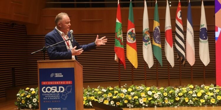 Casagrande destaca importância de oficializar o Cosud em reunião na capital de Minas Gerais Casagrande destaca importância de oficializar o Cosud em reunião na capital de Minas Gerais
