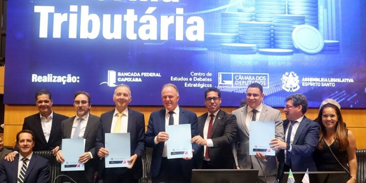 Governador entrega propostas do Espírito Santo para a reforma tributária Governador entrega propostas do Espírito Santo para a reforma tributária